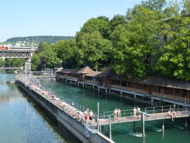 Flussbad Unterer Letten – plaisirs de l'eau près de Zurich-Ouest