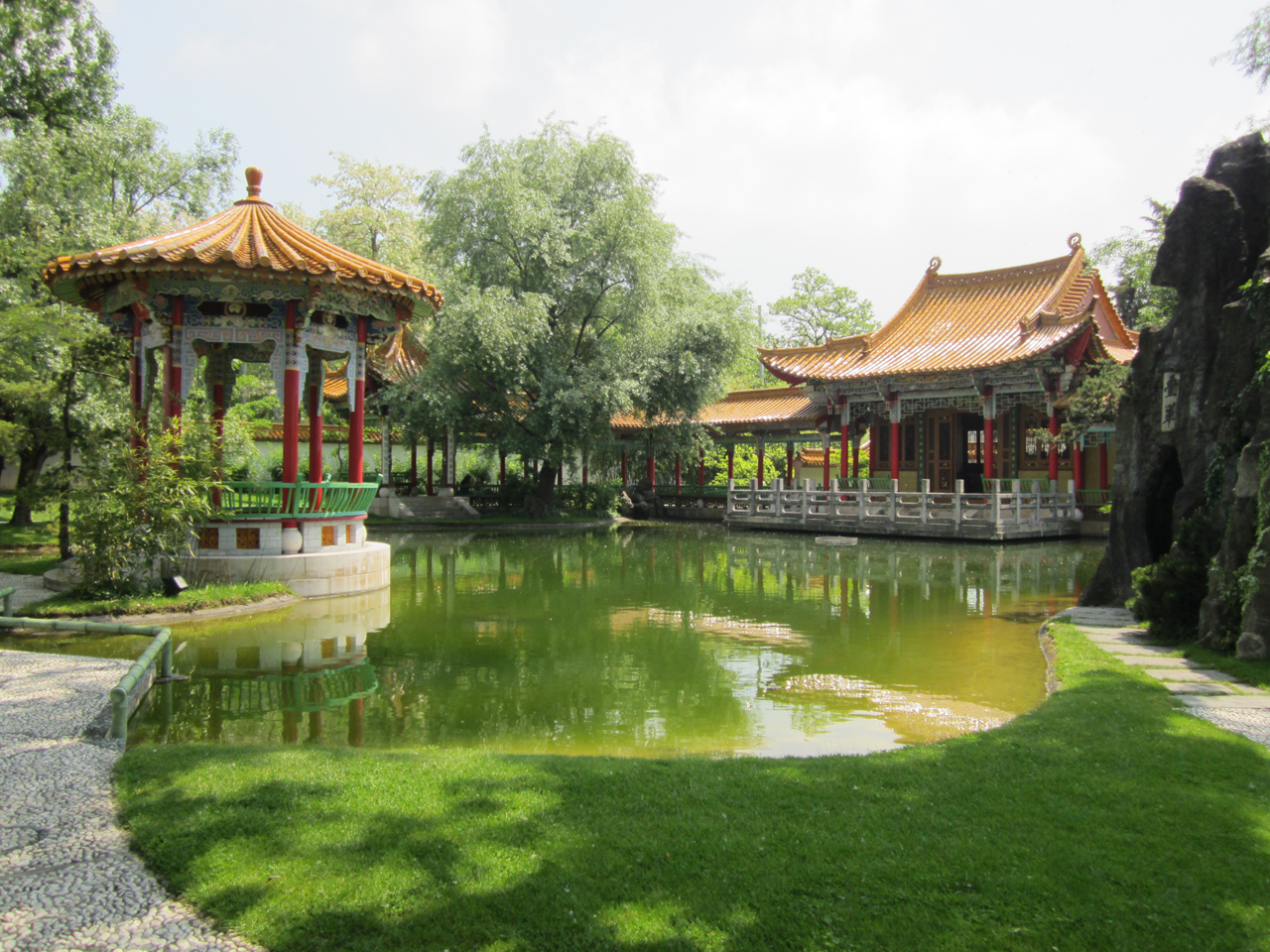 Chinese Garden Attractions In Zurich