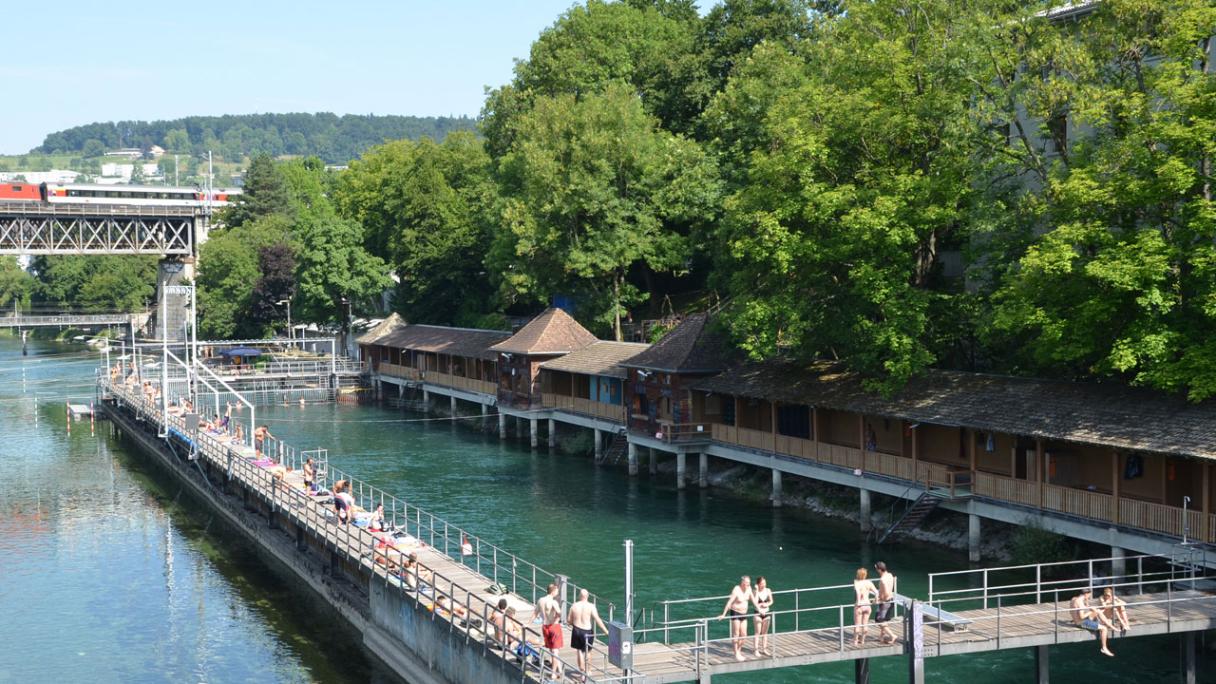 Stabilimento fluviale Unterer Letten: nuotate e divertimento nei pressi di Zürich-West 
