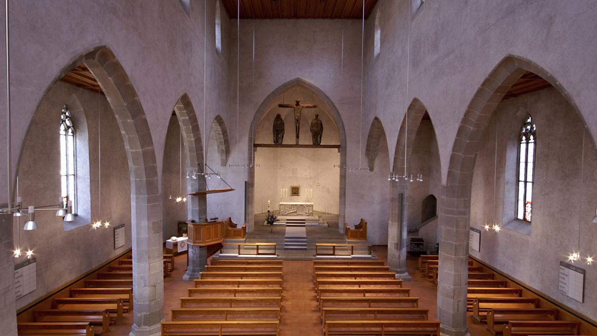 Im Innern der Augustinerkirche Kirche Zürich