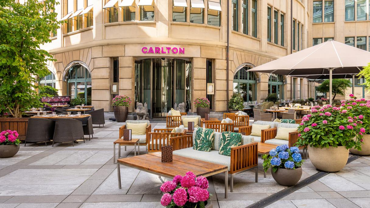 Carlton Restaurants & Bar