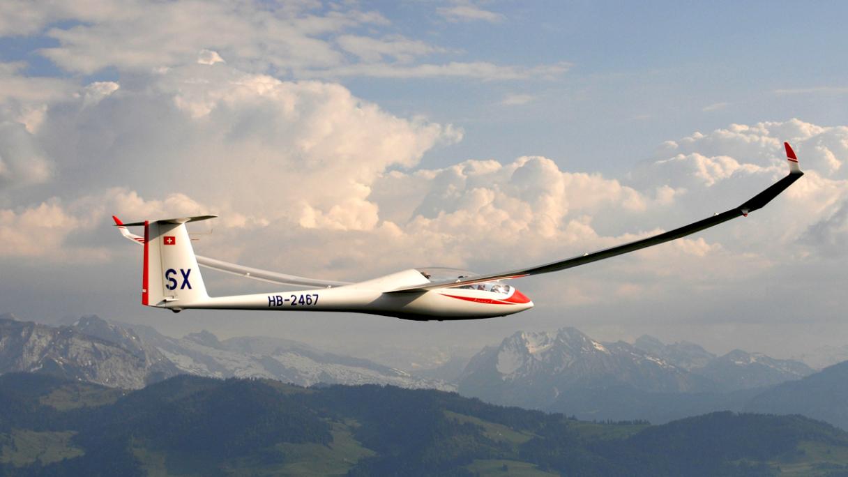 Gliding with "Schänis Soaring" in Eastern Switzerland