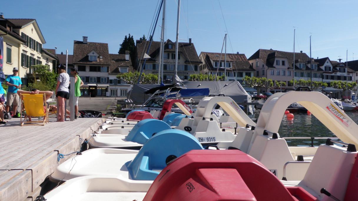 Stäfa Pedal Boat Rentals – Pedal Boating on Lake Zurich