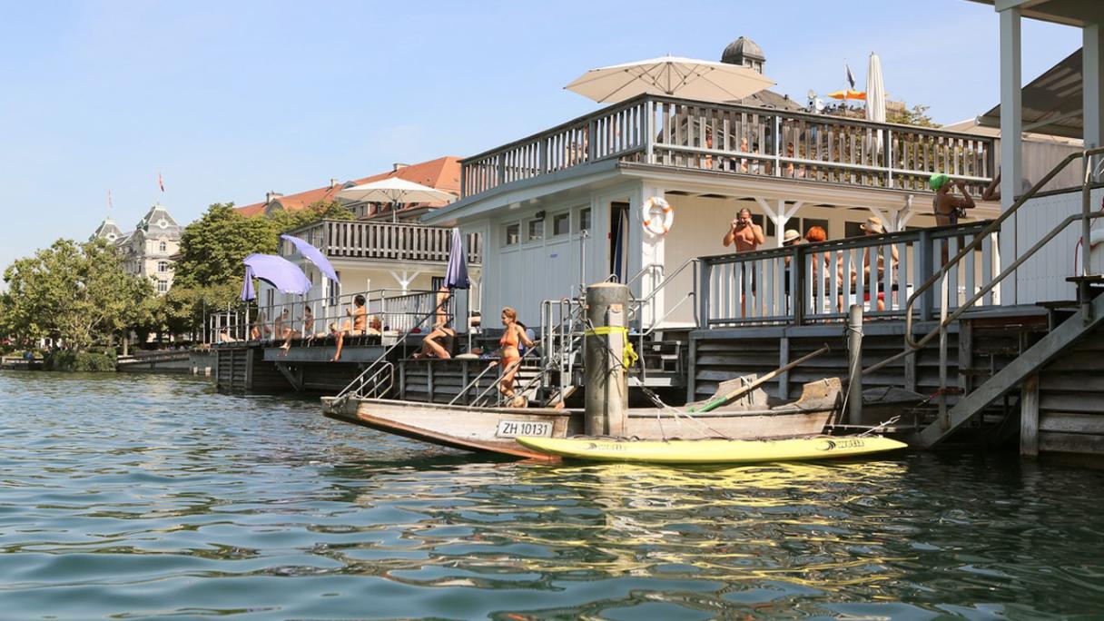 Seebad Utoquai, zone baignade sur la rive droite du lac de Zurich