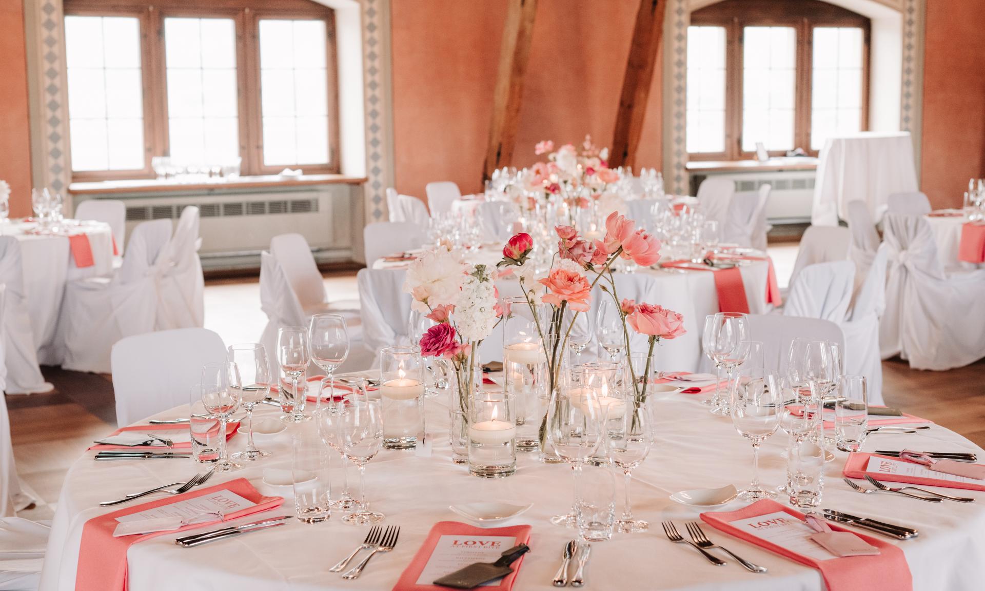 Schloss Catering Hochzeit Rittersaal
