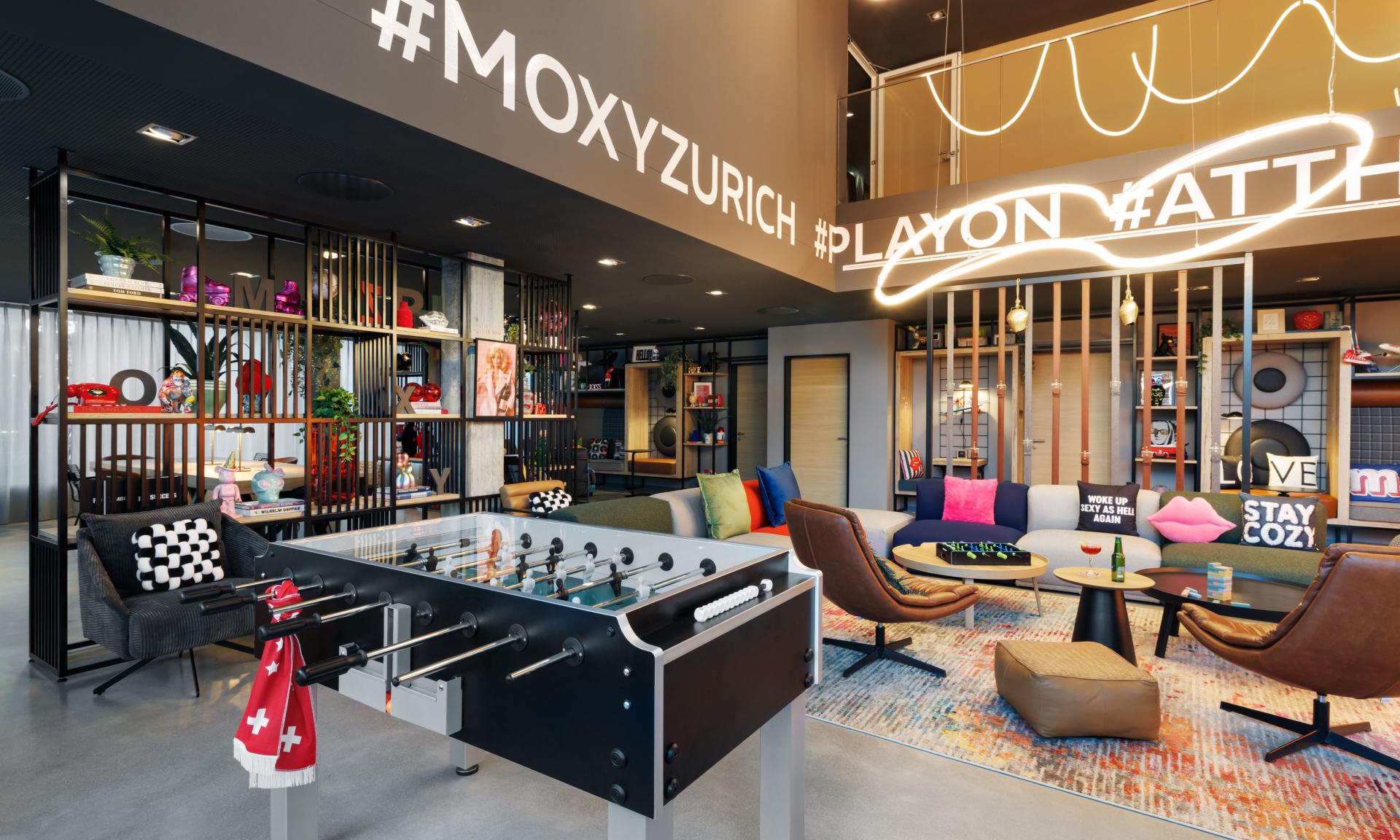 Moxy Lounge Tischfussball