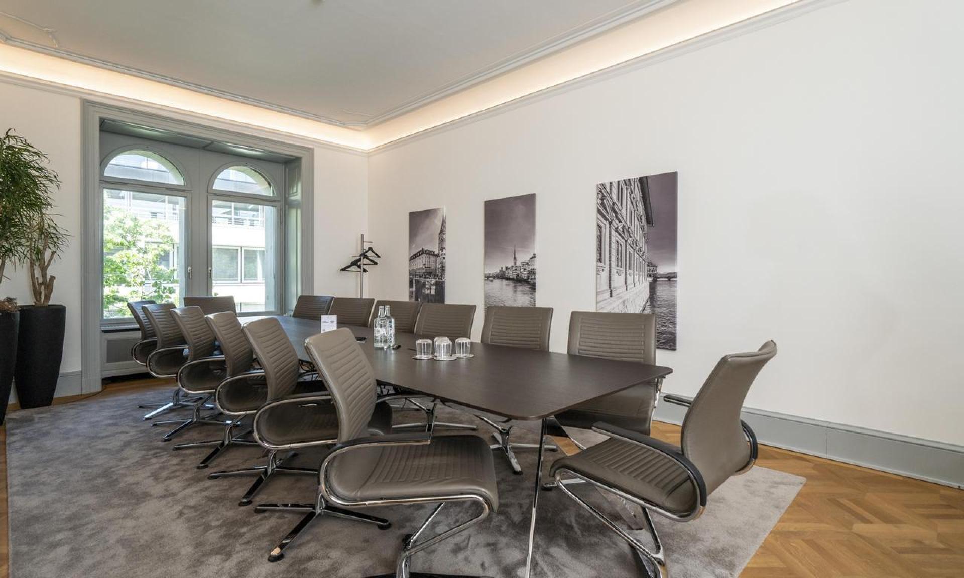 Satellite Office, Haus Gryffenberg