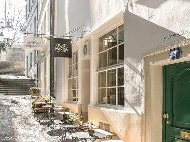 Montmartre Café & Bistro
