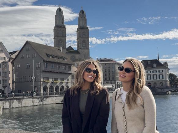 Bild von Ella und Kaela